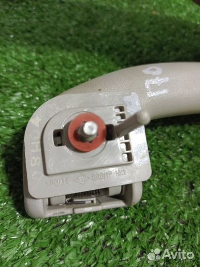 Ручка потолка передняя правая Renault Koleos