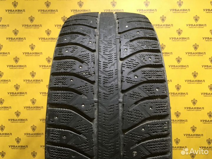 Bridgestone Ice Cruiser 7000 215/45 R17 87T