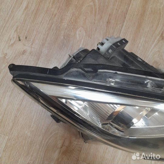 Фара ксенон правая Mazda 6 GH 2007-2012