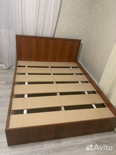 Кровать двухспальная 160 200 бу