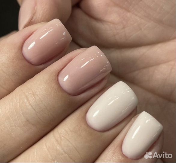 Модель на маникюр