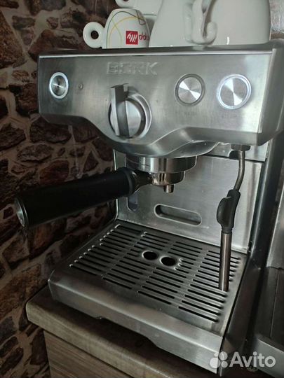 Кофеварка рожковая