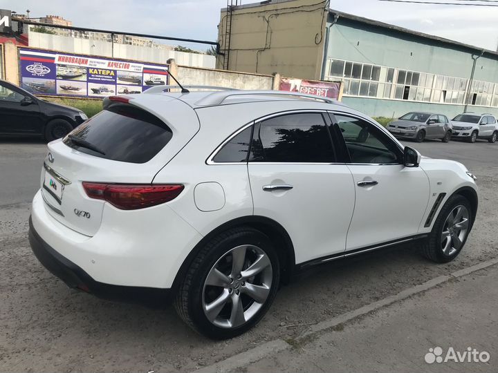 Infiniti QX70 3.7 AT, 2016, 120 000 км