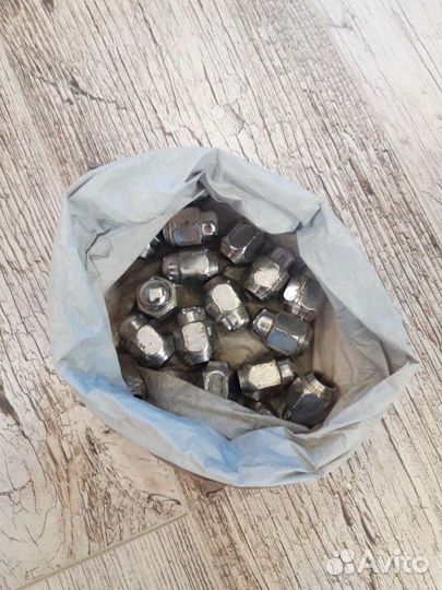 Гайки на автомобиль Хендай IX 35