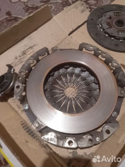 Продам сцепление в сборе на Приору