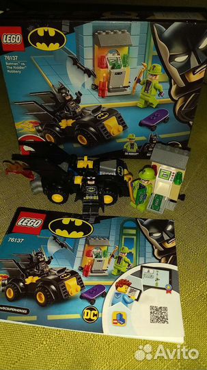 Lego бетмен 76137