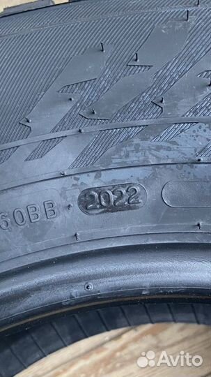 Nokian Tyres Hakkapeliitta 9 SUV 215/65 R16 102T