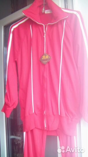 Костюм спортивный новый