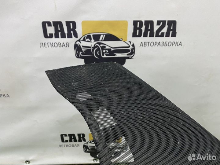 Накладка на торпедо Audi A8