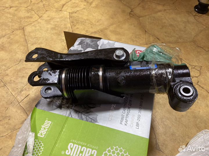 Цилиндр kdss LC200 задний