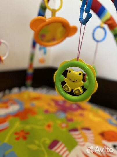 Развивающий коврик