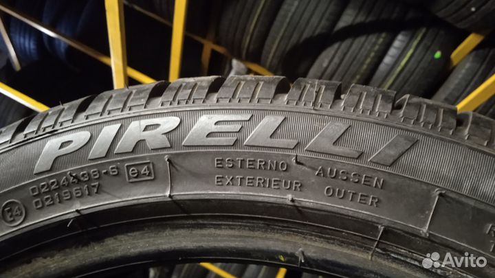 Pirelli Winter 240 Snowsport 225/45 R18