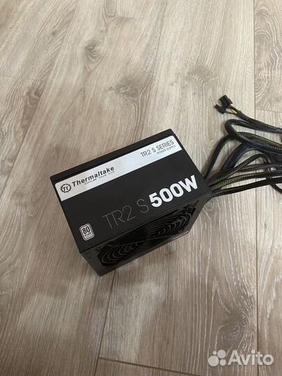 Thermaltake TR2 S на 500W (80+ Standart)