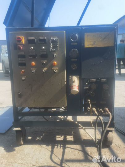 Установка заливочная высокого давления пена