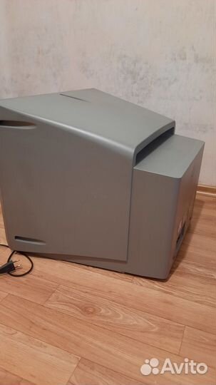 Телевизор на запчасти