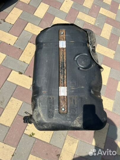 Топливный бак Hyundai Accent 1.5 2008