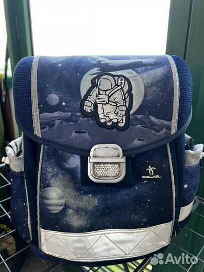 Школьный рюкзак