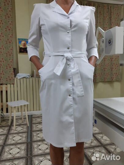 Мед. халат новый р. 42