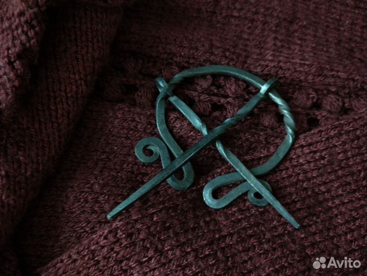 Стальная фибула