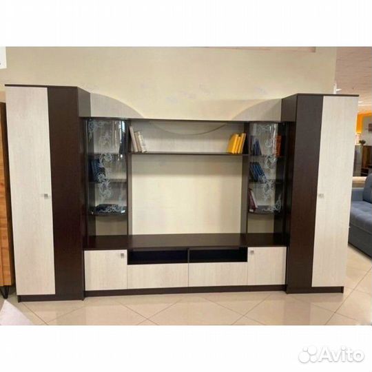 Стенка горка в гостиную с нишей под тв