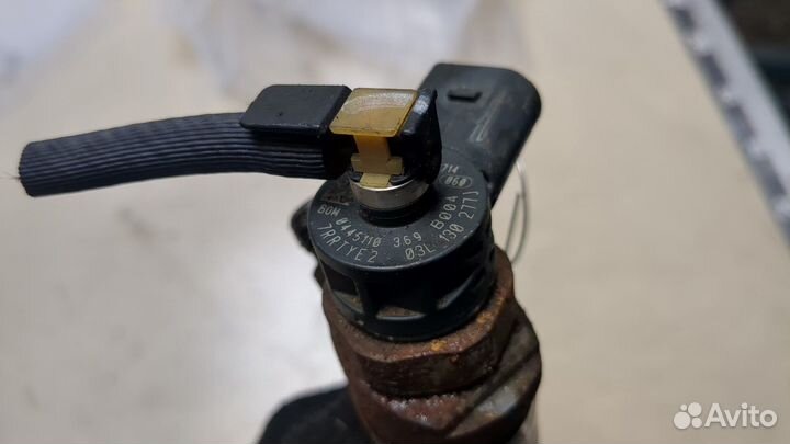 Форсунка топливная Volkswagen Passat 7 Европа, 2011