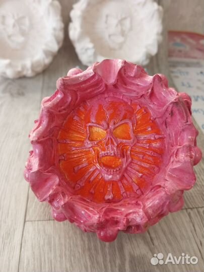 Пепельница череп из гипса