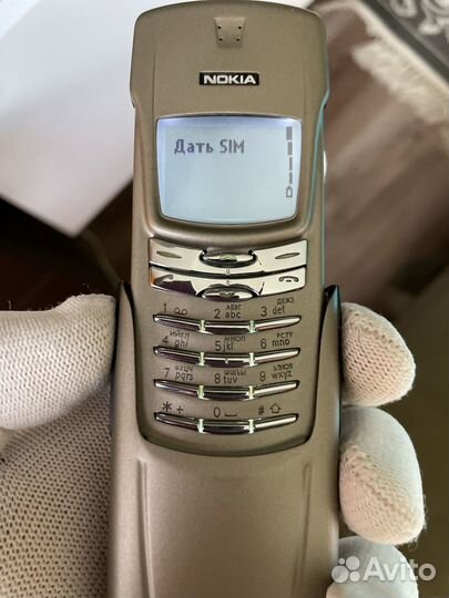 Nokia 8910