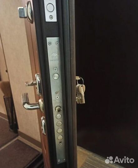 Вскрытие Замков/ Вскрытие автомобилей/Замена замка