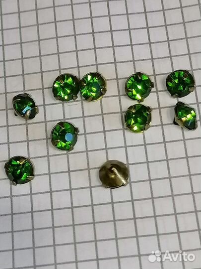 Винтажные пуговицы-стразы 7мм Чехословакия 50-60гг