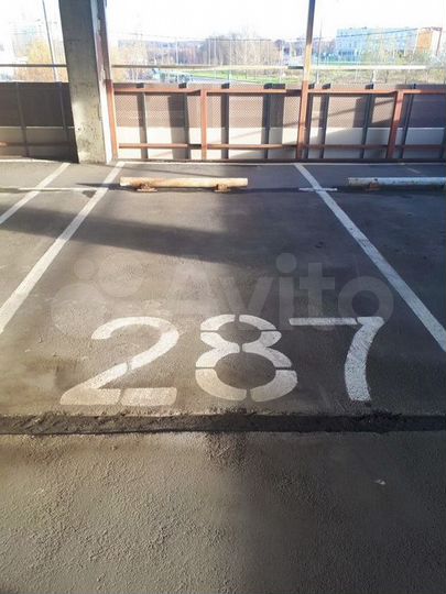 Машиноместо, 14 м²