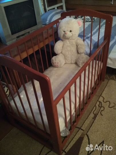 Детская кроватка