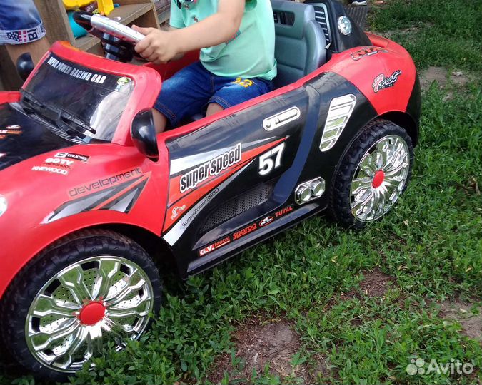Детский электромобиль бу