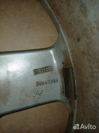 Диск литой Вольво S40 S60 S80 8698637 30647089