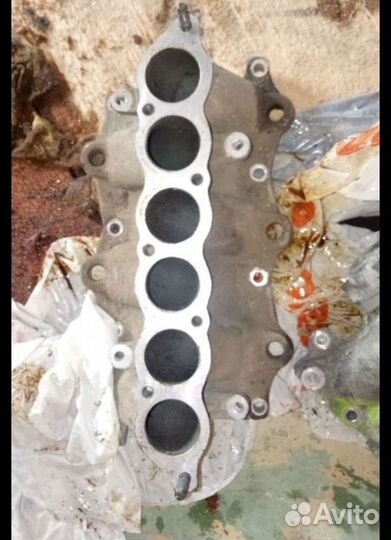 Впускной коллектор