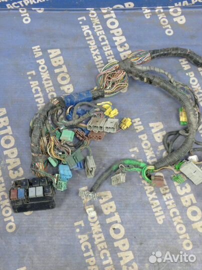 Проводка под торпеду Honda Fit хэтчбек L13A 2004