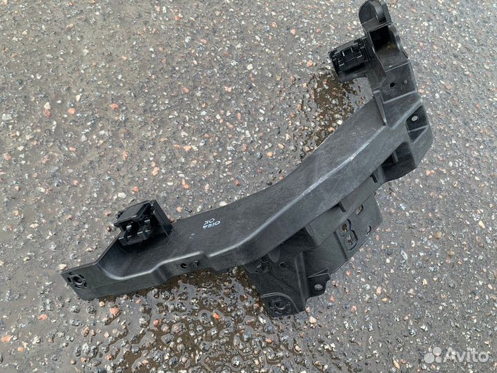 Кронштейн фары левый Elantra 3