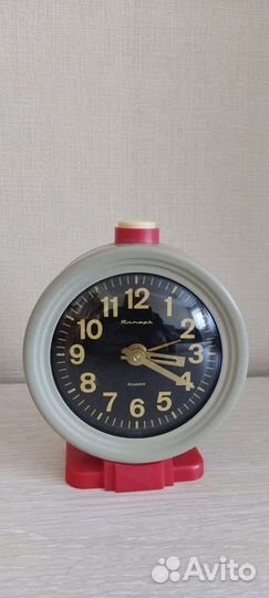 Часы будильник СССР