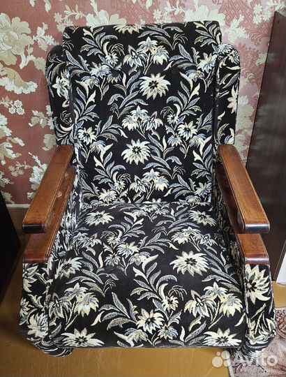 Диван и кресло