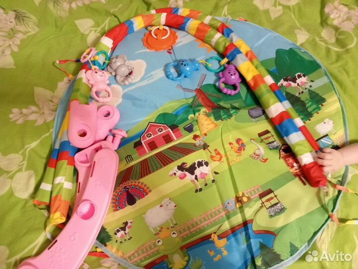 Развивающий коврик с пианино