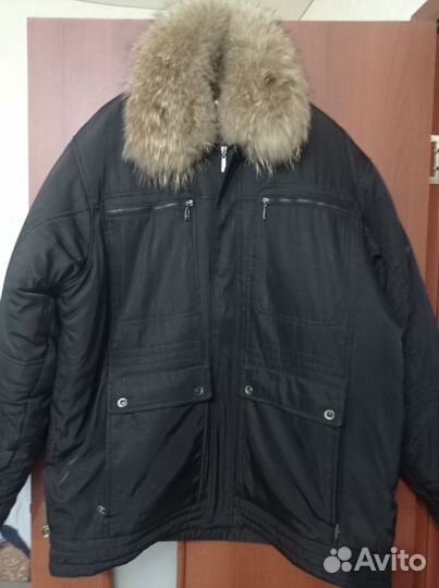 Куртка с меховым воротником
