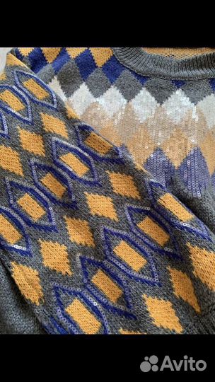 Новый Свитер