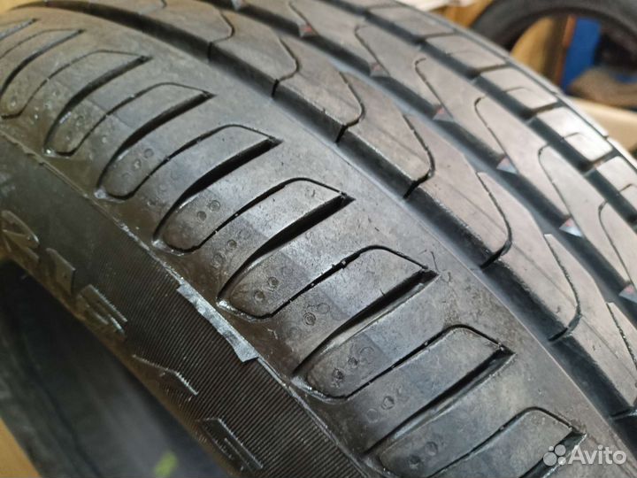 Pirelli Cinturato P7 215/55 R16