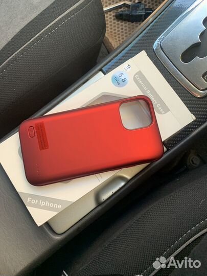 Чехол с зарядкой на iPhone 11 pro