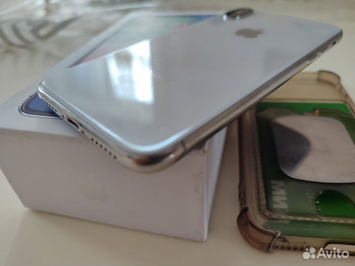 iPhone Xs, 256 ГБ