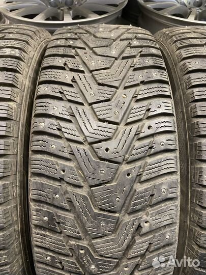 Hankook Winter I'Pike RS2 W429 215/65 R16 102T