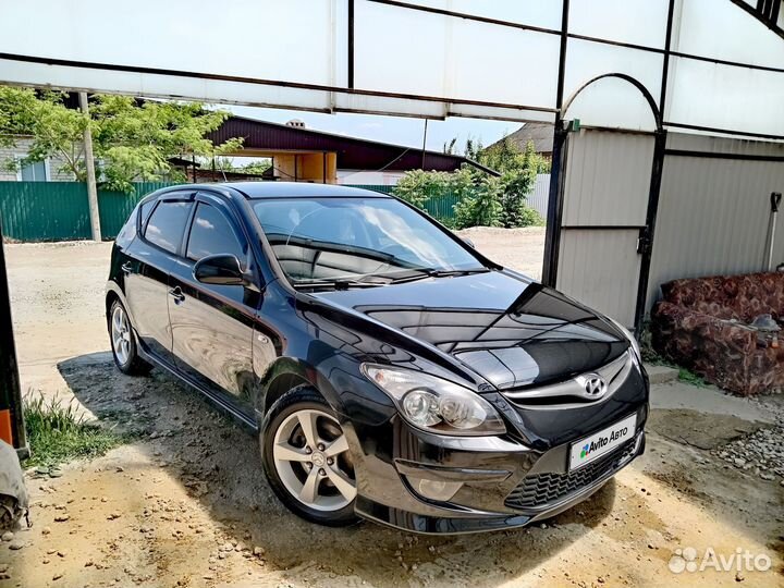 Hyundai i30 1.6 МТ, 2010, 109 700 км