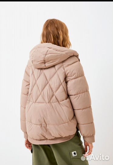 Продам пуховик в отличном состоянии