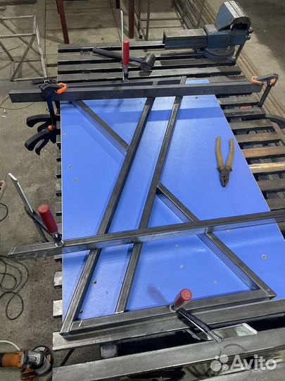 Подстолье лофт