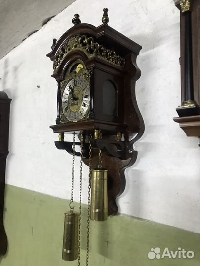 Старинные настенные часы с боем Голландия