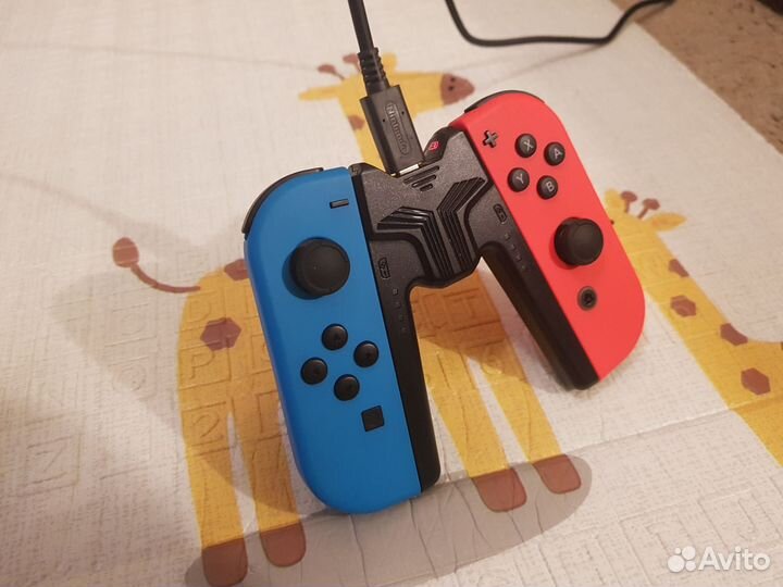 Новые джойконы Nintendo Switch oled + грип-зарядка